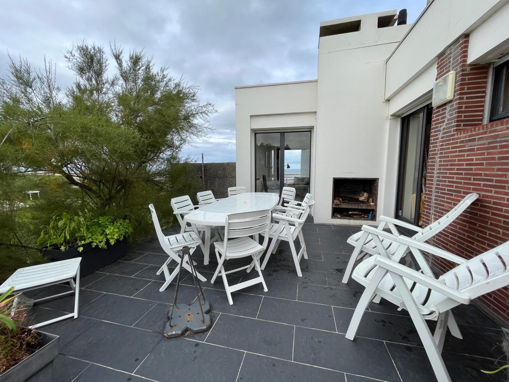 Villa D'Architecte - Les Pieds Dans L'Eau Ver-sur-Mer Esterno foto